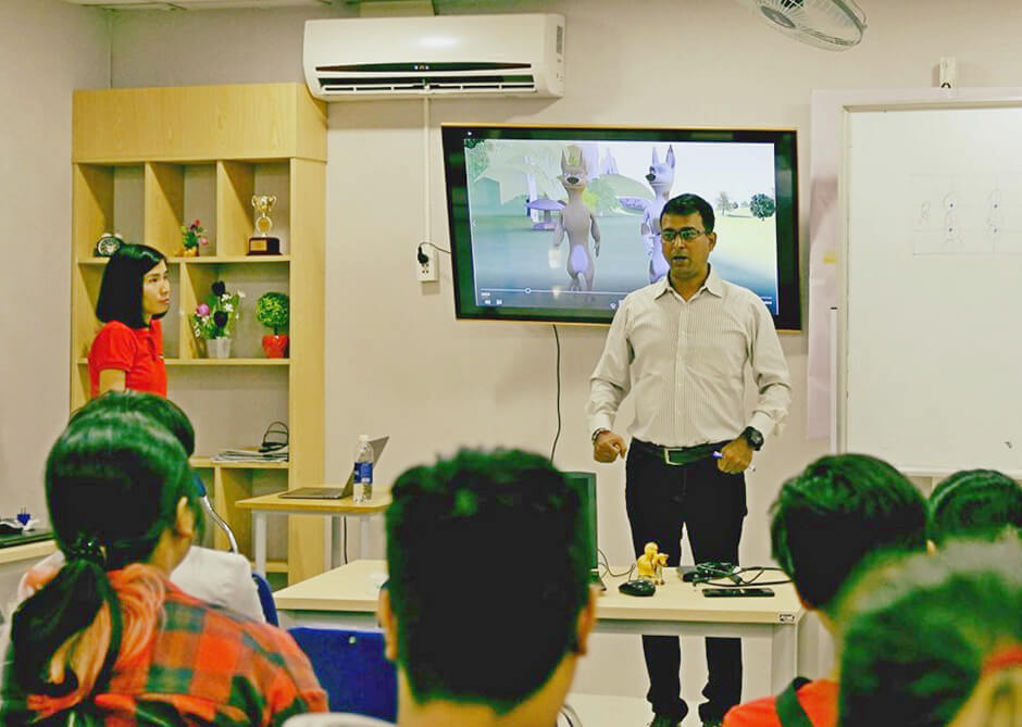 vào từng chi tiết tạo hình cho nhân vật 3D trong đồ án